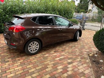 KIA Ceed 1.4 benzín - 4