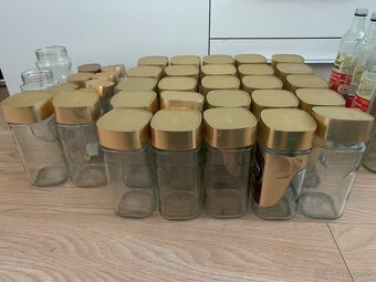 Darujem zaváraninové poháre. - 4