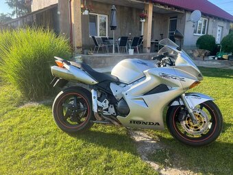 Honda vfr 800 v-tec - 4