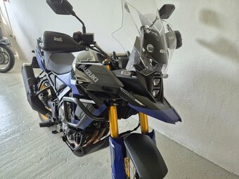 Suzuki Vstrom 800 DE - 4