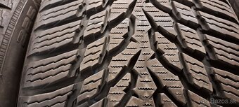Predám 4ks pekné zimné 225/45r18-95W Nokian - 4