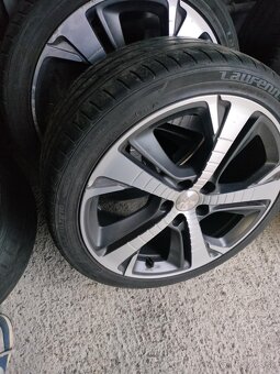 4ks alu disky orig. Peugeot 5x108 R18 225/40 r18 - 4