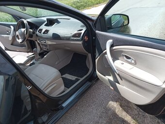Renault Fluence - 4