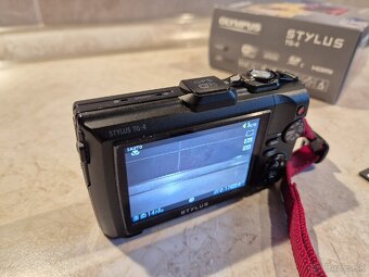 Olympus Stylus TG-4 - 4