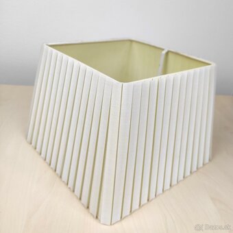 Tienidlo veľké riasené (biele) - 4