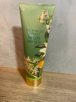 telové mlieka od Victoria´s Secret - 4