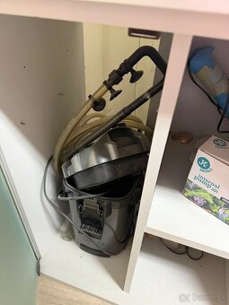 Predám akvárium 200L - 4