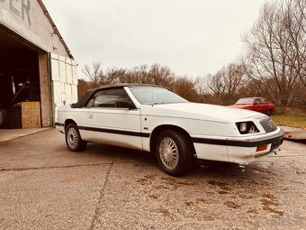 Chrysler Le baron 3,0 V6 - 4