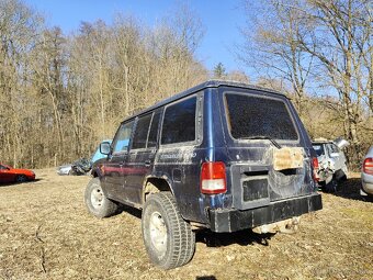 Hyundai Galloper - 4