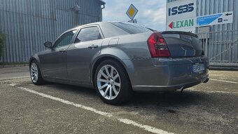 Chrysler 300c SRT8 6.1 V8 320kW - 4