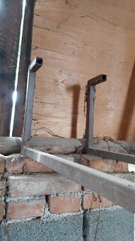Výlezný železný rebrik na dom REZERVOVANÉ - 4