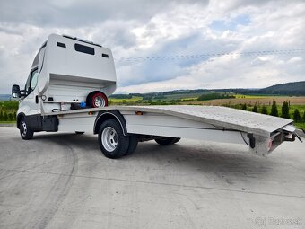 Odťahové vozidlo Iveco – čipnutý motor 180 PS, len 36 000 km - 4