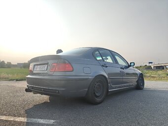 BMW E46 325i Street Drift - 4