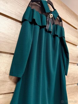 Elegantné krátke zelené šaty - 4