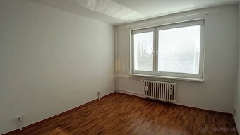 Prenájom pekný novo-zrekonštruovaný 2-izbový byt + balkón, v - 4