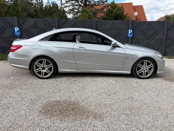 Mercedes-Benz E200 coupe CGI AMG A/T - 4