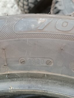 215/65/R16 celoročné Sebring - 4