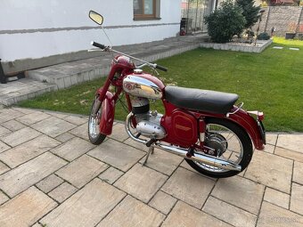 Jawa ČZ 175 - 4
