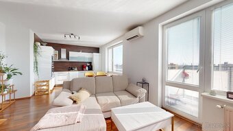 Svetlý 2i byt s dvomi balkónmi a parkovaním P. Biskupice - 4