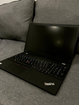 Lenovo Thinkpad T15 G1 | i5-10310U 4.4GHz | 16GB DDR4 - 4