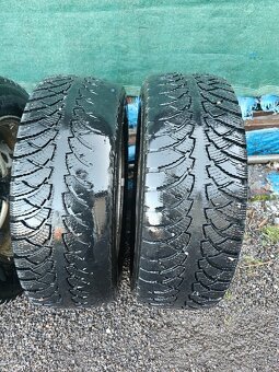 Mitsubishi kolesá 215/60 R16 - 4