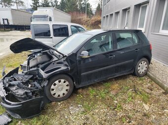 VW Golf 1,4 16V benzín 55 KW - 4