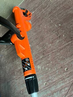 Strunová sekačka BLACK DECKER elektricka - 4