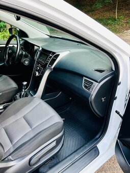 Hyundai i30 KOMBI - 4