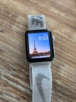 Predám Apple Watch 3 42 mm - 4