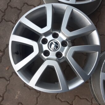 Predam hlinikove disky na Skoda yeti 17 zoll - 4