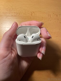 Apple AirPods 2019 - 4