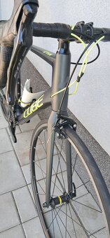 karbónový Cube Attain GTC pro, veľ 56, 105 2x11 top stav - 4