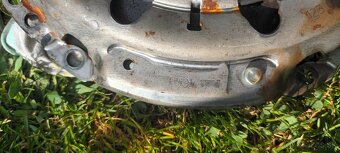 Predám spojkovu sadu na peugeot 306 2.0hdi - 4