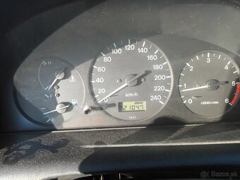 Predam Mazda 626 2.0DITD 66kw r.v 1999 - 4