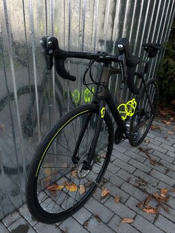 Scott Adict 10 Carbon vo výbave ultegra v TOP Stave - 4