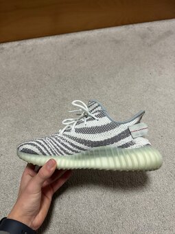 Adidas Yeezy boost 350V V2 Blue Tint - 4