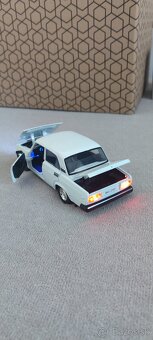 Lada 2107 1:24 - 4