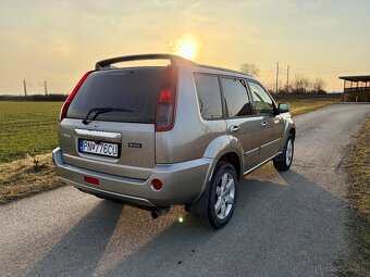 NISSAN X-TRAIL 2.2 dCi 100kW T30 - 4