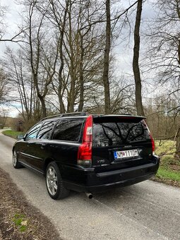 Volvo V70 D5 - 4