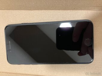 Predam iPhone SE 2022 v zaruke do 10.2025 - 4