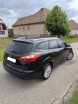 Ford Focus combi 2.0 automat - 4