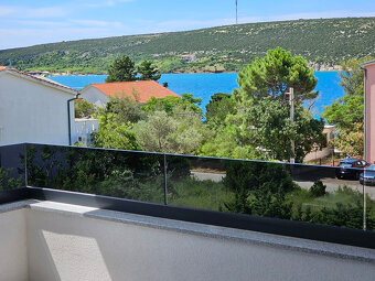 Chorvátsko-PAG-Trojizbový apartmán s dvoma terasami - 4