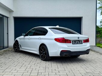 BMW 530d xDrive M Sport sedan - 4