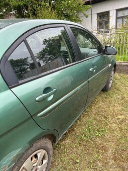 Hyundai Accent 1.5 CRDi (2006) - 4