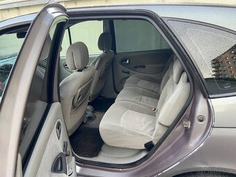 Renalt scenic 1.6 16v rok. 2003 - 4