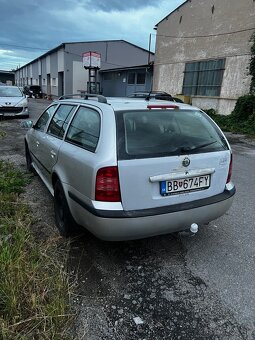 Škoda octavia 1.6 LPG - 4