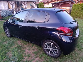 Predám peugeot 208 1.2 benzín - 4
