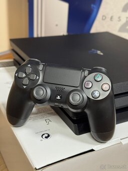 🎮 PS4 Pro 1TB – ako nová – top stav len 159 € - 4