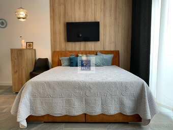 NA PRENÁJOM 1 IZBOVÝ BYT NITRA, BALKÓNOM, PARK. MIESTO - 4