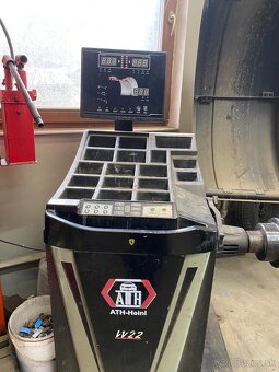 Vyvažovacka vyzuvacka ATH - 4